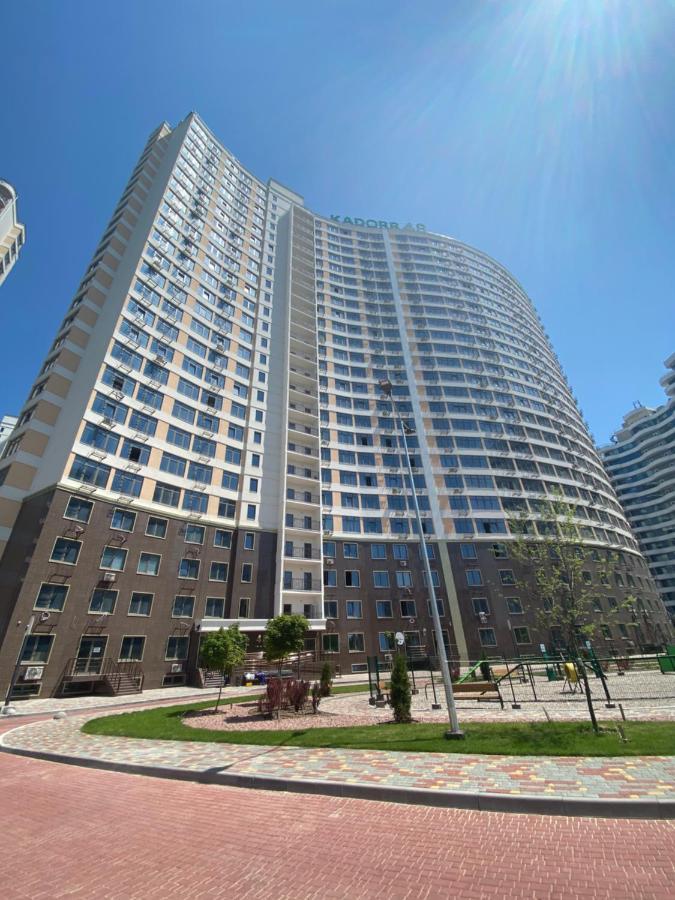 Arcadia Comfort Apartments Odessa Eksteriør bilde