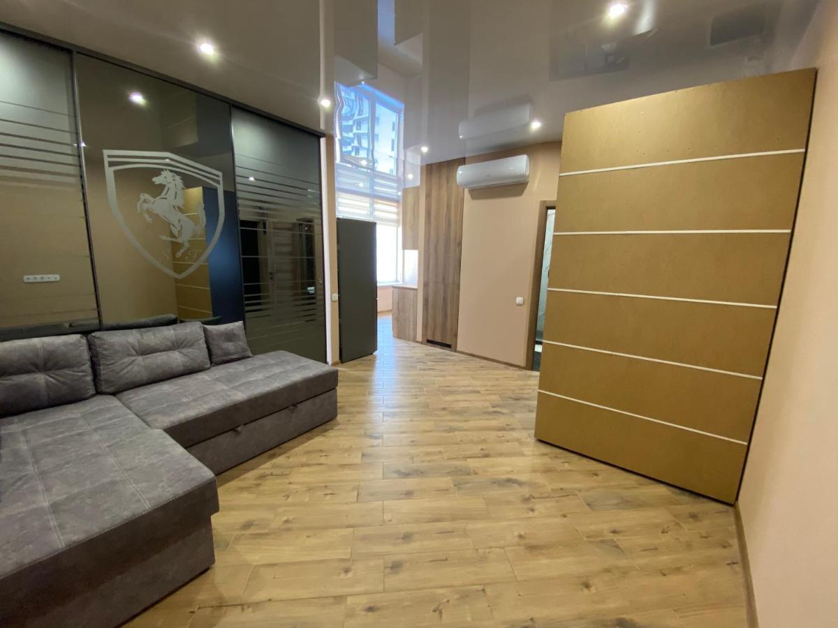 Arcadia Comfort Apartments Odessa Eksteriør bilde