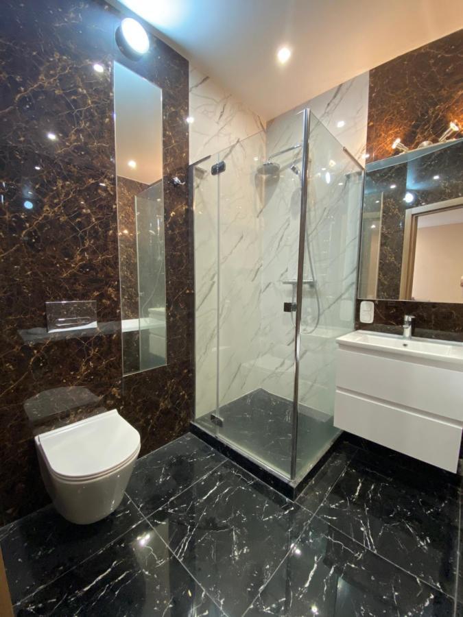 Arcadia Comfort Apartments Odessa Eksteriør bilde